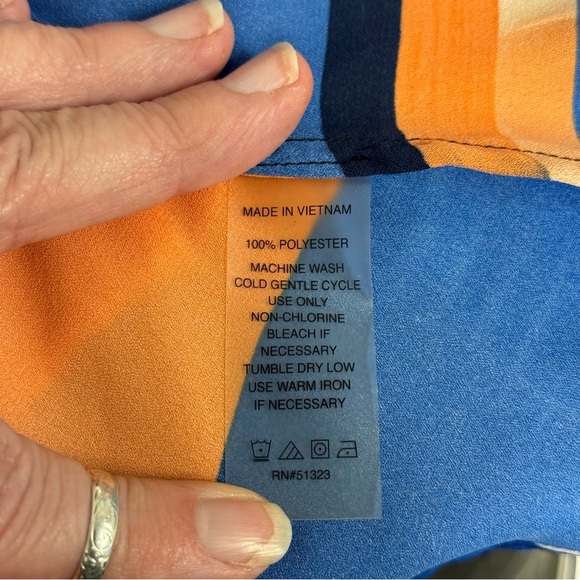 Chaus New York Women’s Multicolor Stripe Button-Down Blouse – Size M - Picture 7 of 8